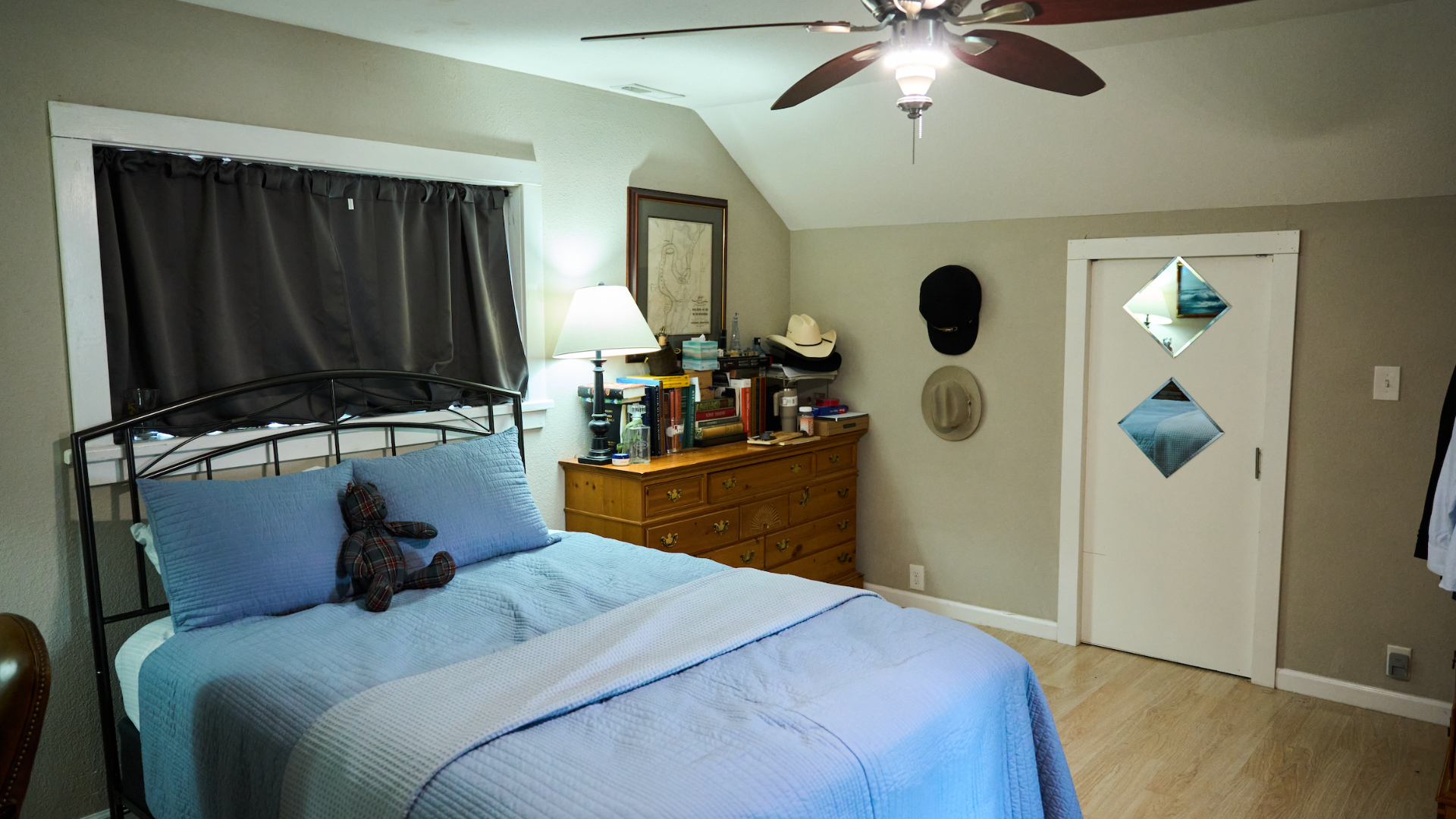 Load image into Gallery viewer, FIVE-NINE Pershing
