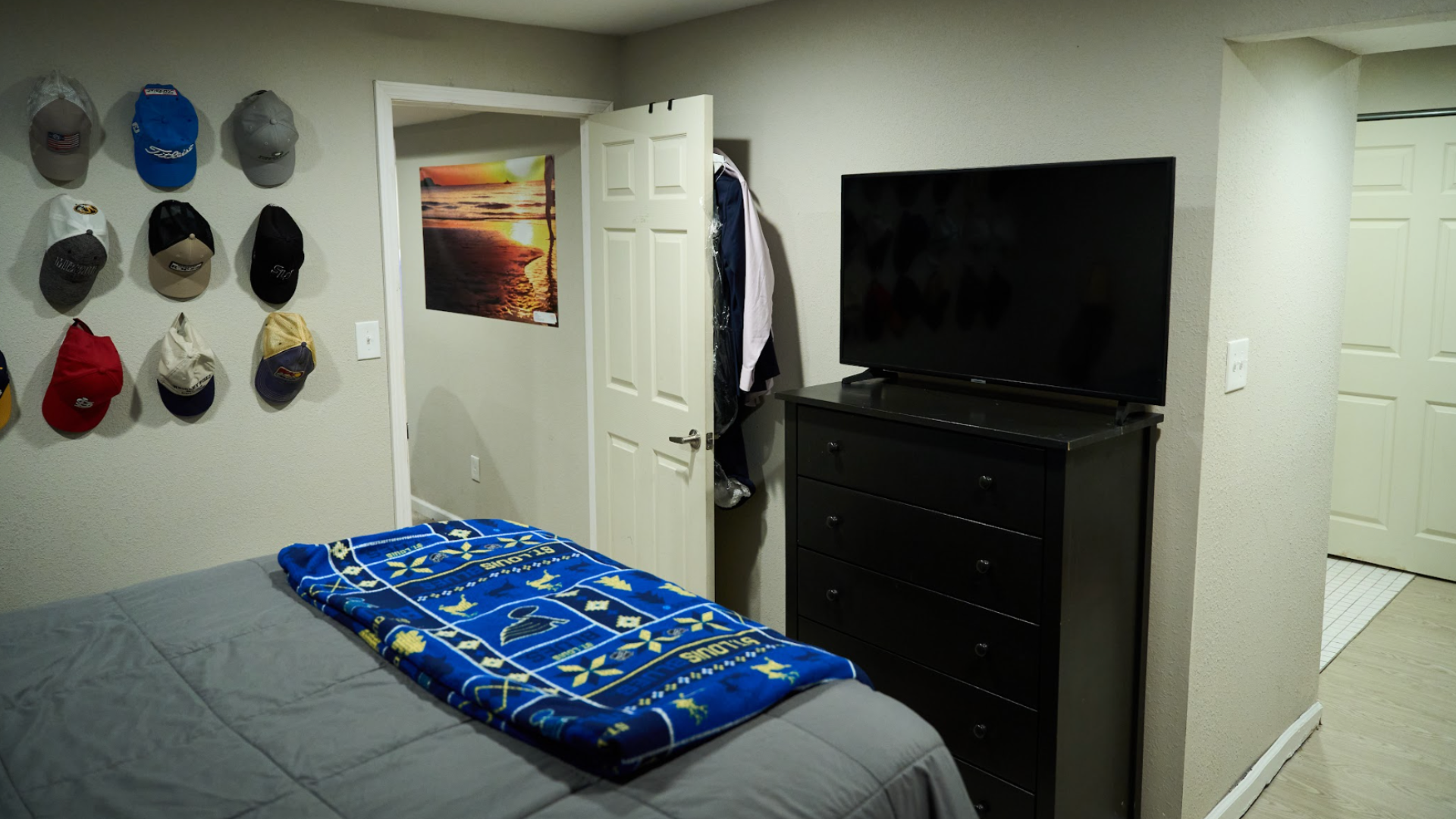 Load image into Gallery viewer, FIVE-NINE Pershing
